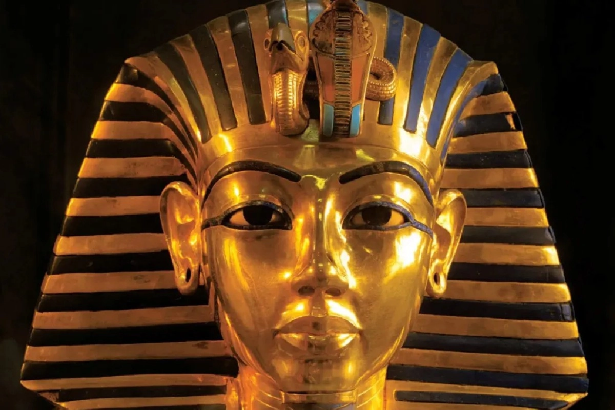 Egiptul, luat cu asalt de turiști: expoziția Tutankhamon, atracția momentului la Cairo