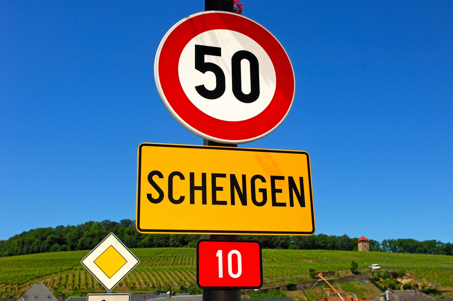 Rezultate ale cooperării Schengen: Peste 400 de persoane și zeci de bunuri căutate, descoperite în doar o săptămână
