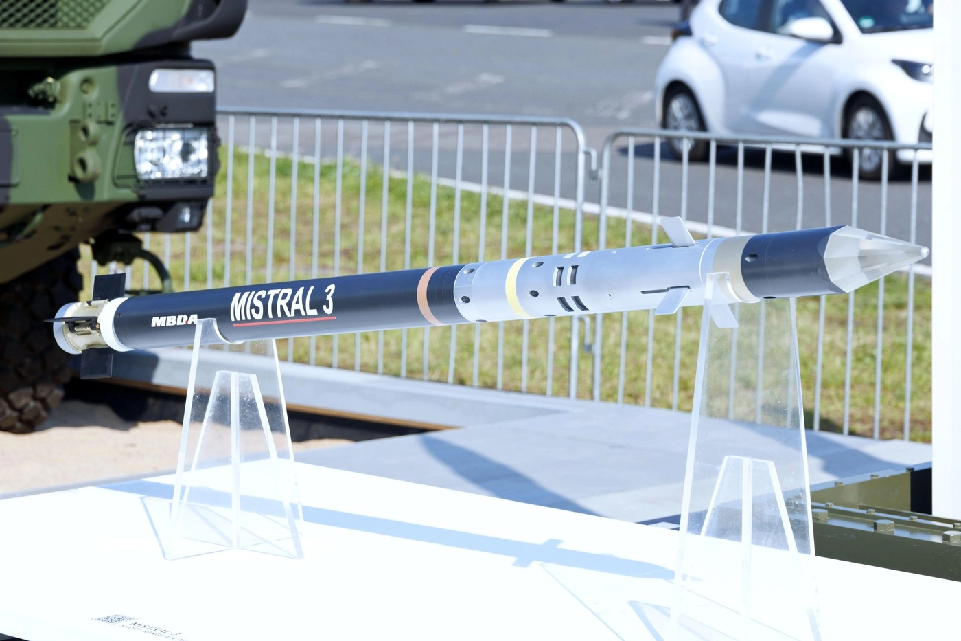 VIDEO Ce pot face rachetele Mistral, noua armă antiaeriană a României