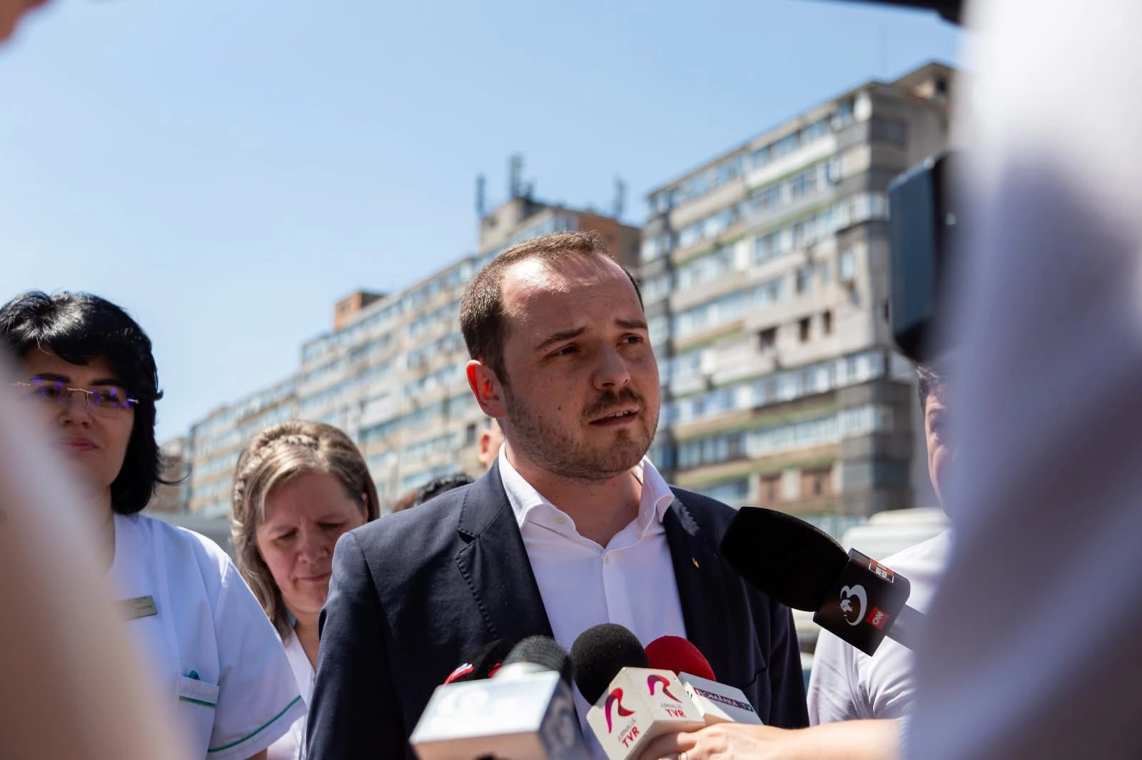 Se măresc salariile medicilor după rectificarea bugetară? Răspunsul ministrului Alexandru Rogobete