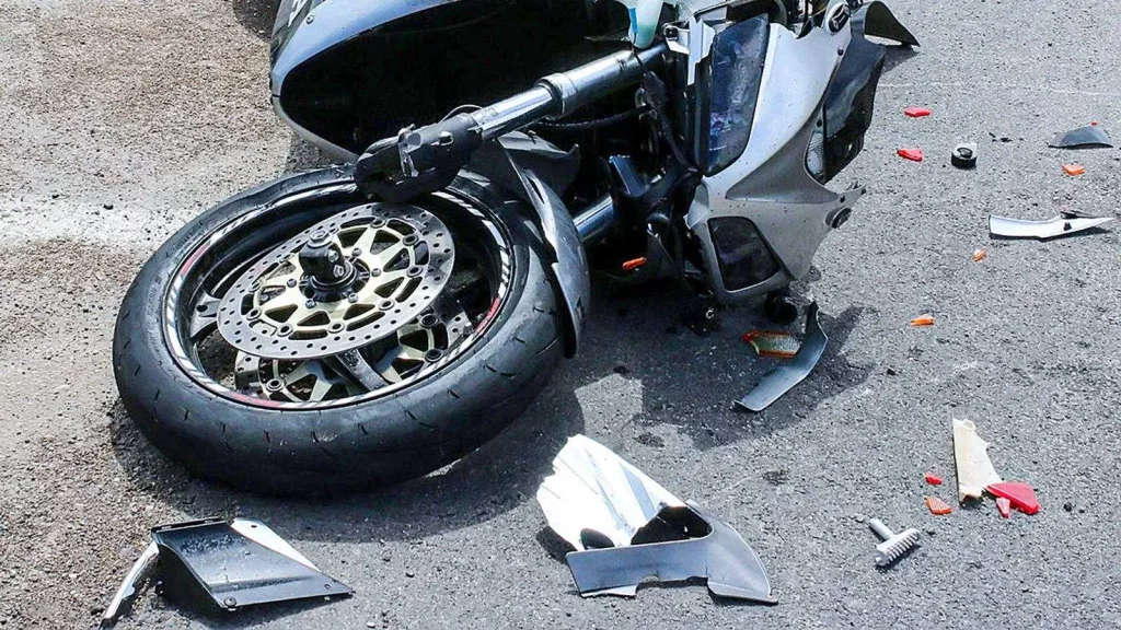 Olt: Motociclist de 16 ani, rănit într-un accident în Slatina