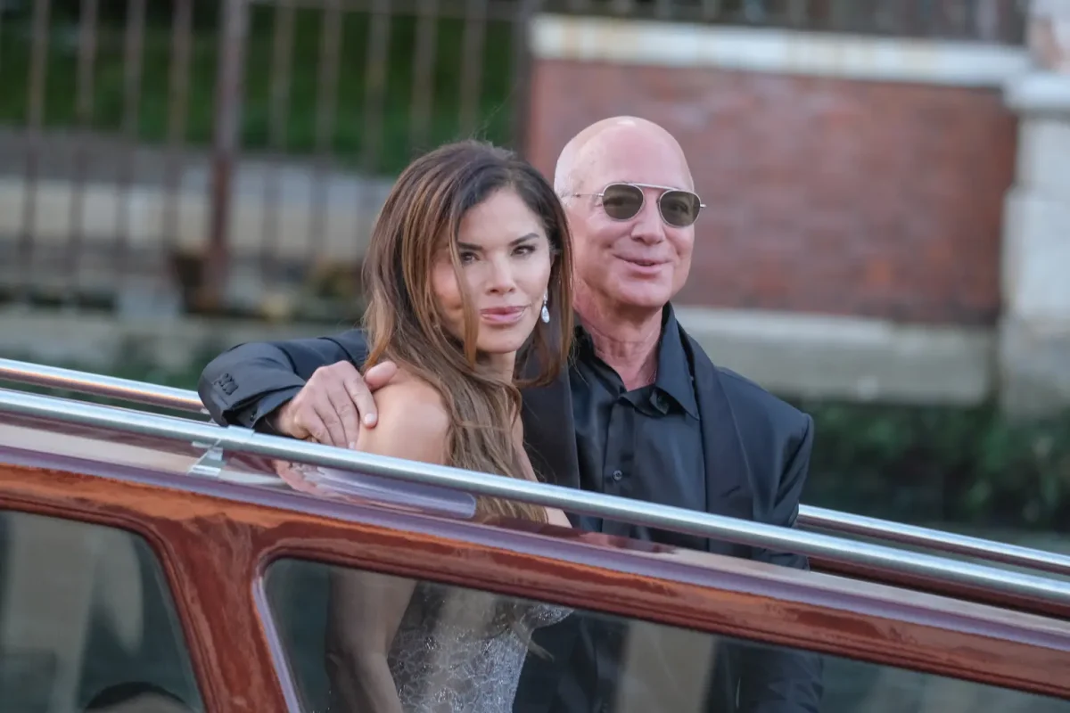 Scurgeri din culisele nunții lui Bezos. Ce nu s-a văzut la televizor: Toată lumea a înmărmurit