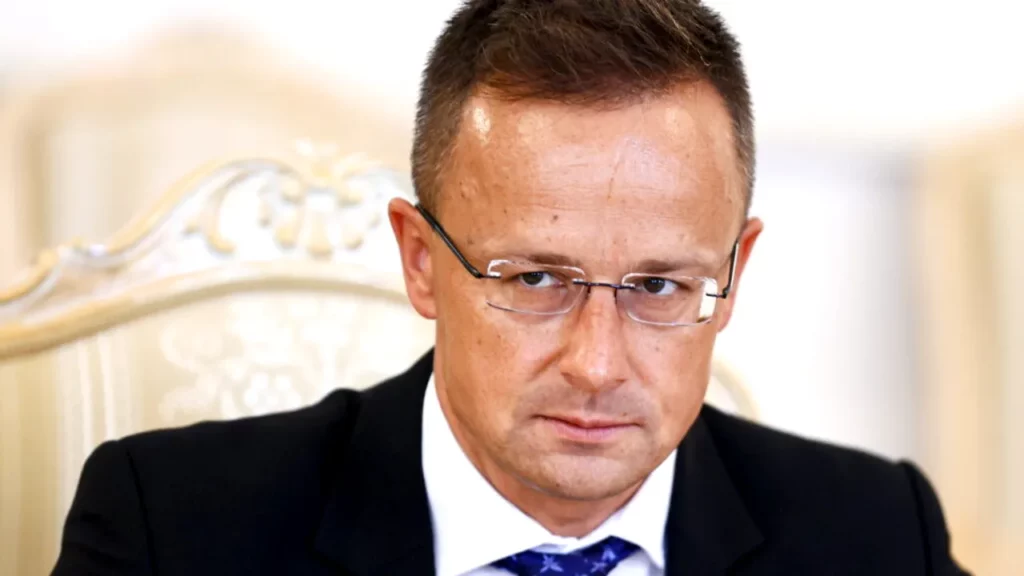 Ministrul afacerilor externe și comerțului din Ungaria confirmă negocierile purtate de MOL pentru achiziția (…)