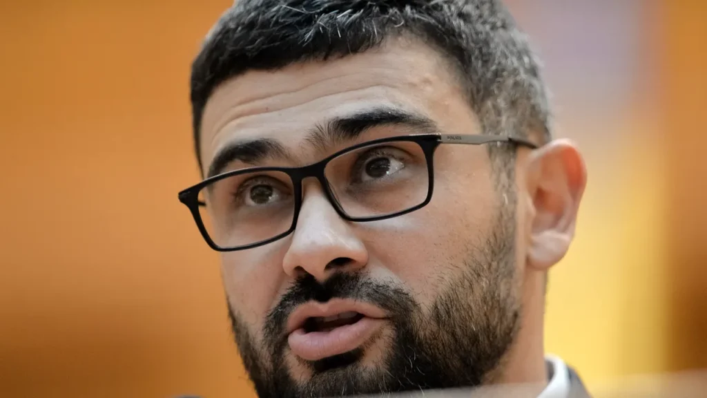 Ministrul Muncii: Indemnizația de hrană și vouchere de vacanță, acordate pentru salarii brute de până la 6.000 lei. (…)