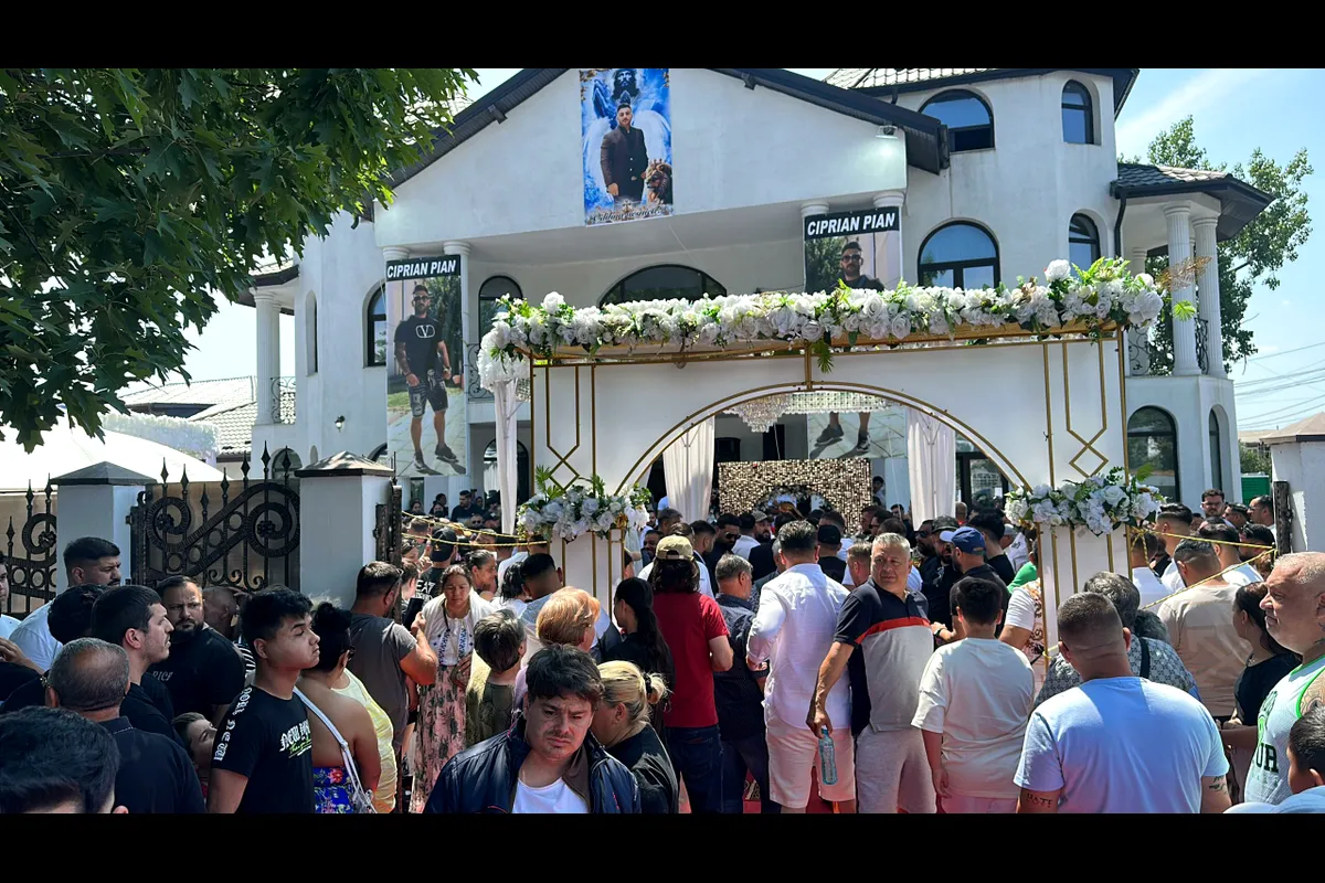 CANCAN: Ciprian Pian, condus pe ultimul drum. Cine a participat la înmormântarea organizată cu fast