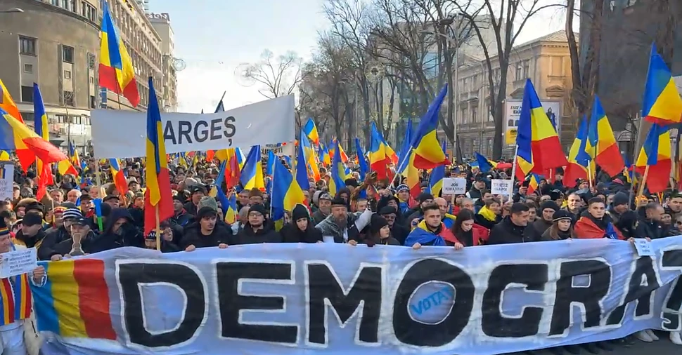 Românii ies în stradă, nemulțumiți de noile măsuri fiscale. Mobilizare uriașă în toată țara, duminică