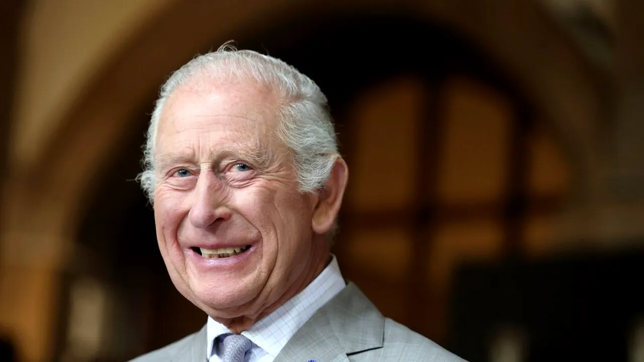 Charles al III-lea a inaugurat un depou de metrou cu ocazia aniversării zilei sale de naștere. Regele împlinește 77 ani