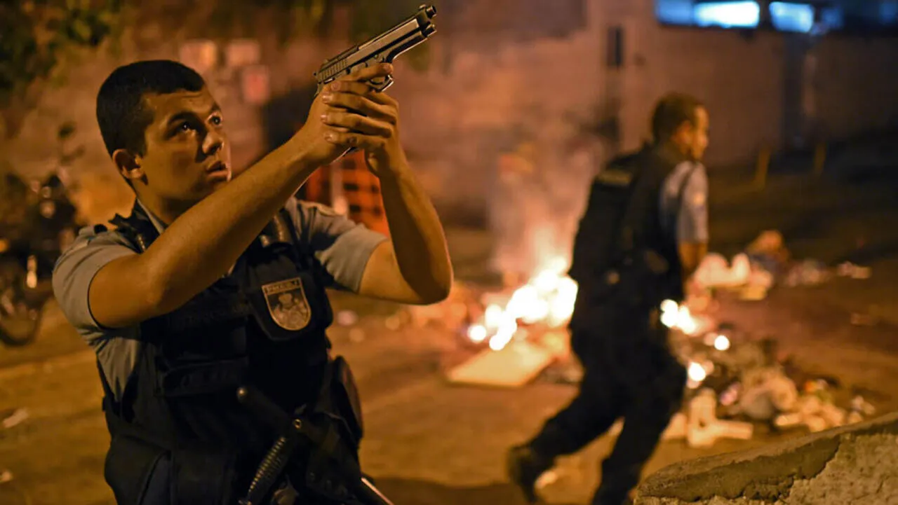 Ciocniri violente la Rio de Janeiro - Cel puțin doi oameni au murit