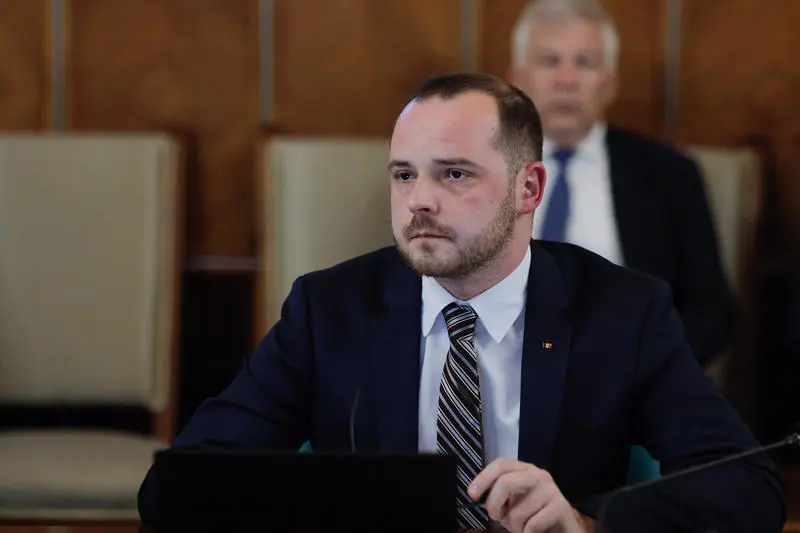 Ministrul Sănătății: Nu se va aplica taxa CASS pentru persoanele cu handicap și bolnavii de cancer