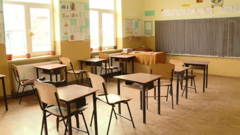 Prevederile care afectează Educația au intrat în vigoare! Comasări de școli, creșteri de norme, tăieri de burse și (…)