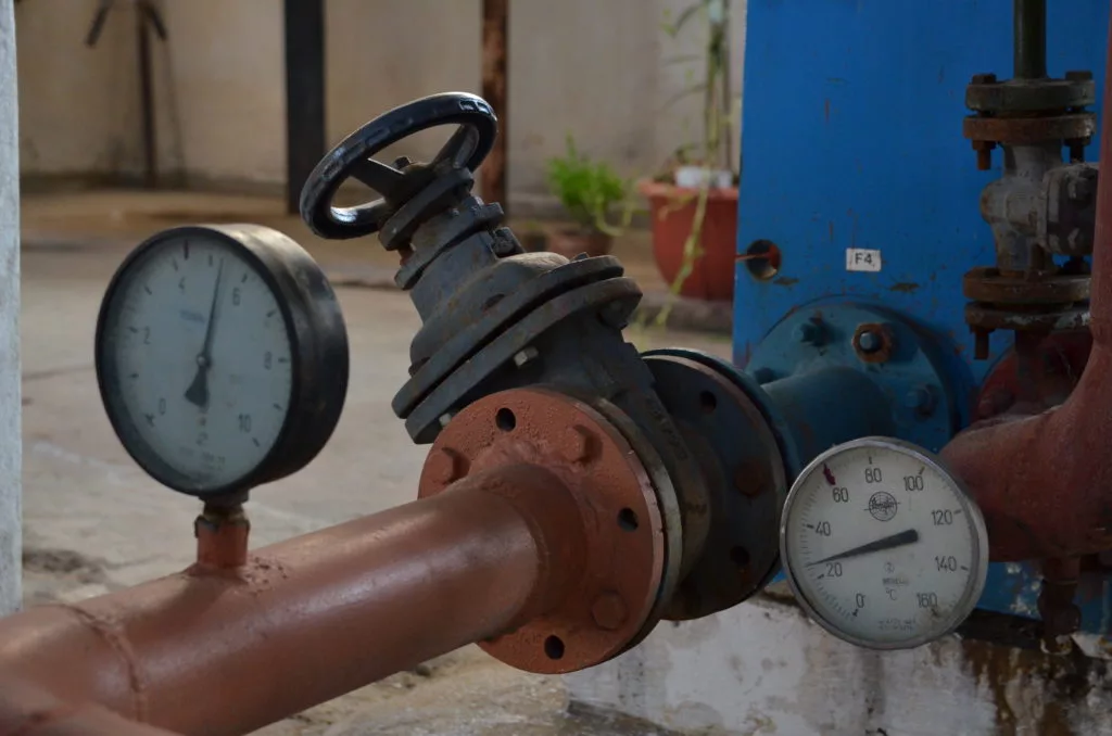 Primăria vrea să concesioneze unei firme private producerea agentului termic din Craiova