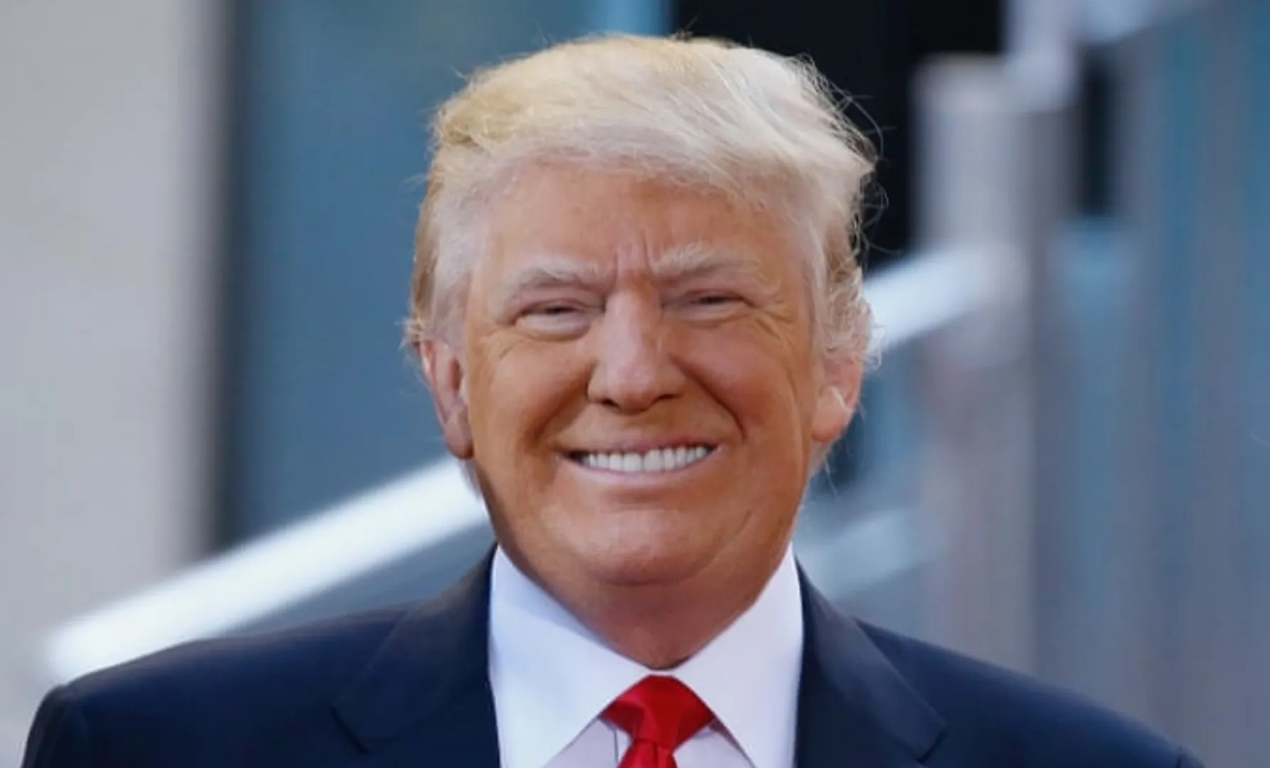 Să fie acesta adevăratul plan al lui Trump? Colosul american Carlyle ar putea prelua activele internaţionale ale Lukoil