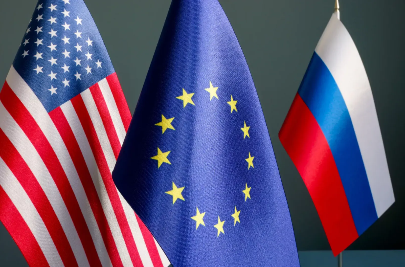 UE încearcă să revizuiască planul de pace al SUA pentru Ucraina, în contextul în care Trump adaugă sancțiuni (…)