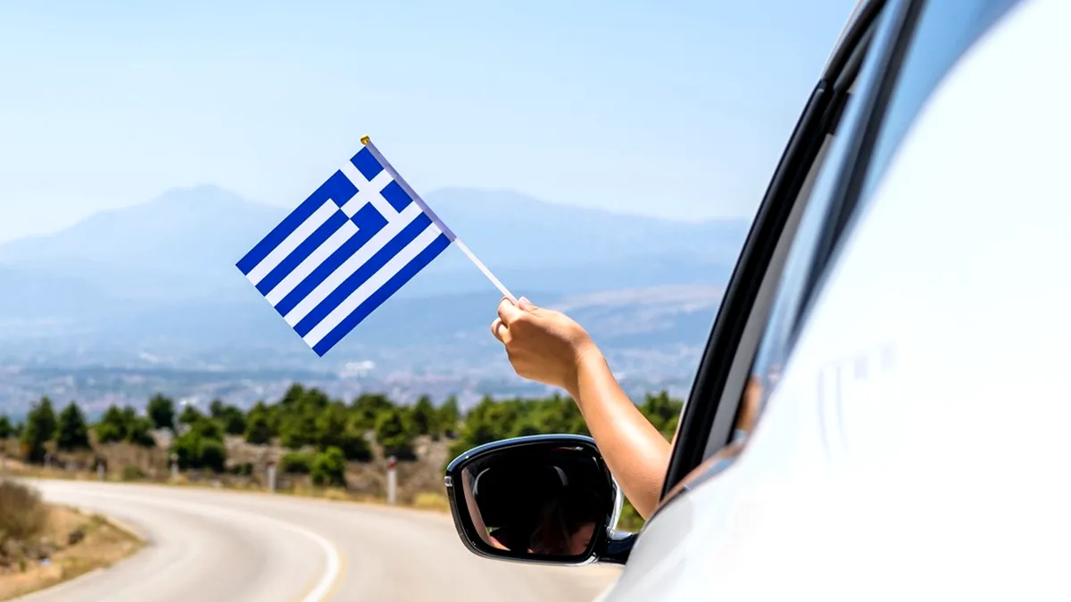 Grecia schimbă regulile jocului! Ce greșeală banală te lasă fără permis o lună întreagă