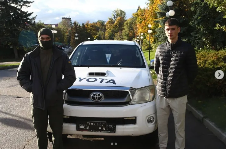 FOTO-VIDEO Gestul făcut de jucătorul Vladislav Blănuță pentru a scăpa de furia fanilor ucraineni: a fost amenințat (…)