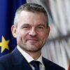 Peter Pellegrini, președintele proaspăt ales al Slovaciei, a cerut partidelor politice să-și suspende campania (...)