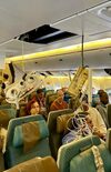 Imaginile disperării de la bordul unui avion Boeing distrus de turbulențe intense: „S-au lovit cu capul de (...)