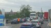Accident cu șase mașini și un TIR, pe DN1, în Bărcănești. Traficul este blocat către București