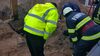 Tragedie cumplită în Argeș. Un MUNCITOR care executa lucrări la rețeaua de apă a murit îngropat la 3 metri sub pământ