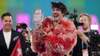 Elveția a câștigat Eurovision 2024. Cine este Nemo, artistul care a ridicat marele trofeu. Concursul, marcat anul (...)