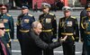 De ce doi ofițerii ruși nu l-au salutat pe Putin la parada de Ziua Victoriei VIDEO
