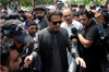 Fostul premier Imran Khan, în detenţie provizorie, a fost înlocuit de la conducerea partidului în perspectiva (...)
