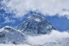 Justiţia din Nepal a ordonat limitarea numărului de permise pentru escaladarea Everestului
