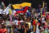 Mii de oameni pe străzile din Bogota: manifestații în sprijinul preşedintelui de stânga Gustavo Petro