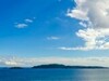 Insula Sanda, făcută celebră de Paul McCartney, a fost scoasă la vânzare. Preţul neașteptat pentru care poate fi (...)