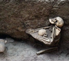 Rămăşiţe umane descoperite în planşeul unei foste şcoli din comuna Livezile, în Bistrița-Năsăud