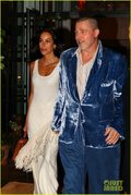 Brad Pitt, apariție extravagantă la New York alături de Ines de Ramon