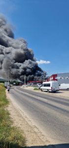 (UPDATE) Iaşi: Hala afectată de incendiu era folosită de o firmă de curierat
