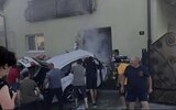 Momentul groaznic în care mașina condusă de un tânăr de 18 ani se izbește de o casă. Șoferul a murit pe loc