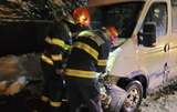 Accident cu zece victime în Botoșani, după coliziunea dintre un microbuz si un autoturism
