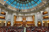 Camera Deputaților taie din posturi și economisește 5 milioane de euro, mai mult ca Bolojan la Senat