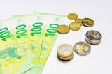 BCE cere consolidarea rezilienței sistemului financiar al zonei euro /„INCERTITUDINEA afectează economia Europei”