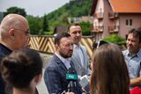 Miniștrii Ivan și Fechet, discuții la Praid cu experții străni și români: Prioritatea este devierea pârâului Corund