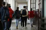 Elevii care intră la toamnă în clasa a VIII-a vor fi primii care vor învăța pe noile planuri-cadru la liceu, dacă (…)