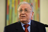 Ion Iliescu, dat în JUDECATĂ, cu două luni înainte de a ajunge la Terapie Intensivă. Ce s-a întâmplat cu fostul (…)