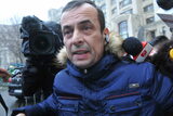 Mircea Negulescu, zis „Portocală”, va primi 1 milion de lei daune morale din partea foștilor inculpați care l-au (…)