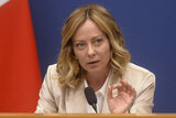 Italia organizează un referendum de două zile privind cetățenia și drepturile angajaților. Giorgia Meloni se opune (…)