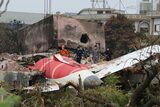 Un avion Boeing 787 Dreamliner, la fel ca cel prăbușit în India, a făcut patru aterizări de urgență într-o lună