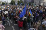 Marșuri pro-europene, de Ziua Europei, la București și în marile orașe: „Votăm, nu plecăm”, „Nu vrem țara înapoi, (…)