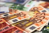 PSD nu-și asumă taxa pe tranzacțiile bancare