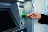 AVERTISMENT pentru clienții băncilor care retrag bani de la bancomatele din străinătate. Aceste operațiuni pot (…)