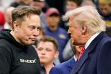 Trump îl numește pe Elon Musk „un prieten” care „a devenit puțin ciudat”