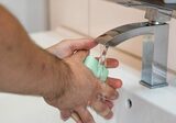 Furnizarea apei calde, sistată în patru sectoare din București. Termoenergetica anunță lucrări la sistemul de (…)