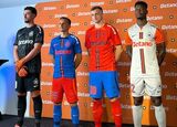 Cum va arăta echipamentul FCSB în sezonul următor » Mihai Stoica: „Nu îmi plac astea sofisticate, o să semene cu al lor”