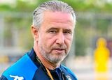 Dat afară din Tunisia, Laurențiu Reghecampf s-ar fi hotărât: „E pe punctul să semneze”
