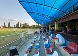 România U21 s-a antrenat pe un stadion de „județeană”, unde accesul se face printr-un bar + Gestul de suflet al (…)